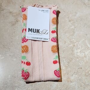MukLuks Luxe Collection Lightweight Crew Socks